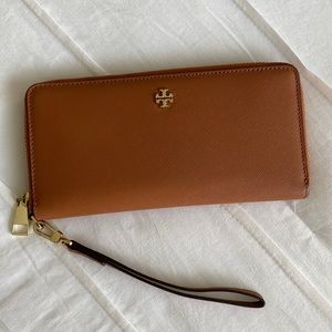 Tory Burch Continental Wallet